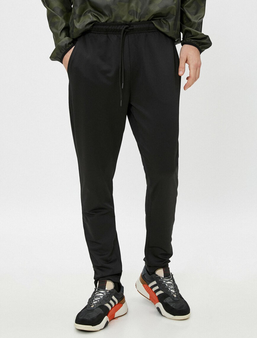 Straight Fit Cepli Paça Detaylı Eşofman Altı